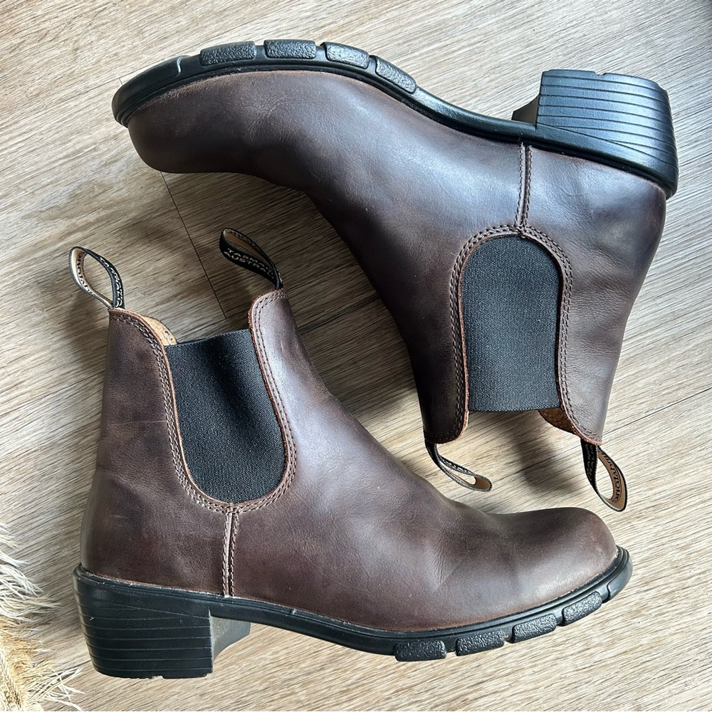 Blundstones 1673 (AU 7.5) - Women’s elastic sided heel boot